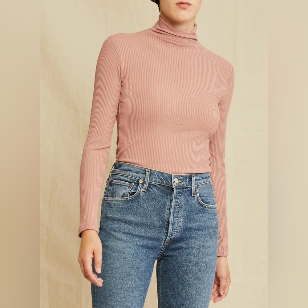 Amour Vert Lux Paris Rib Turtleneck Quartz XS